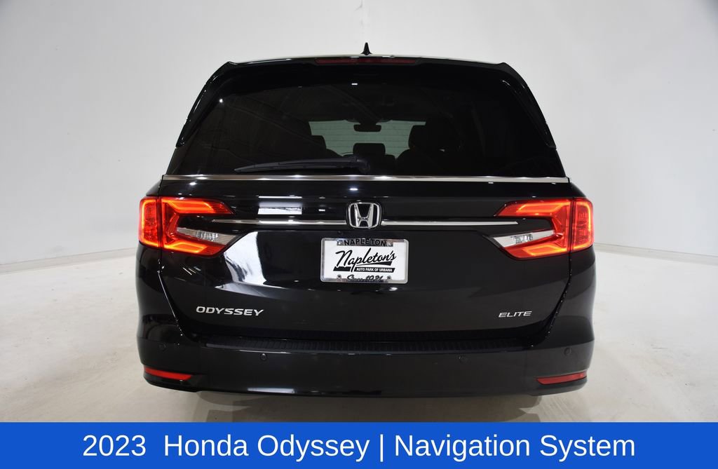 Used 2023 Honda Odyssey Elite image 5
