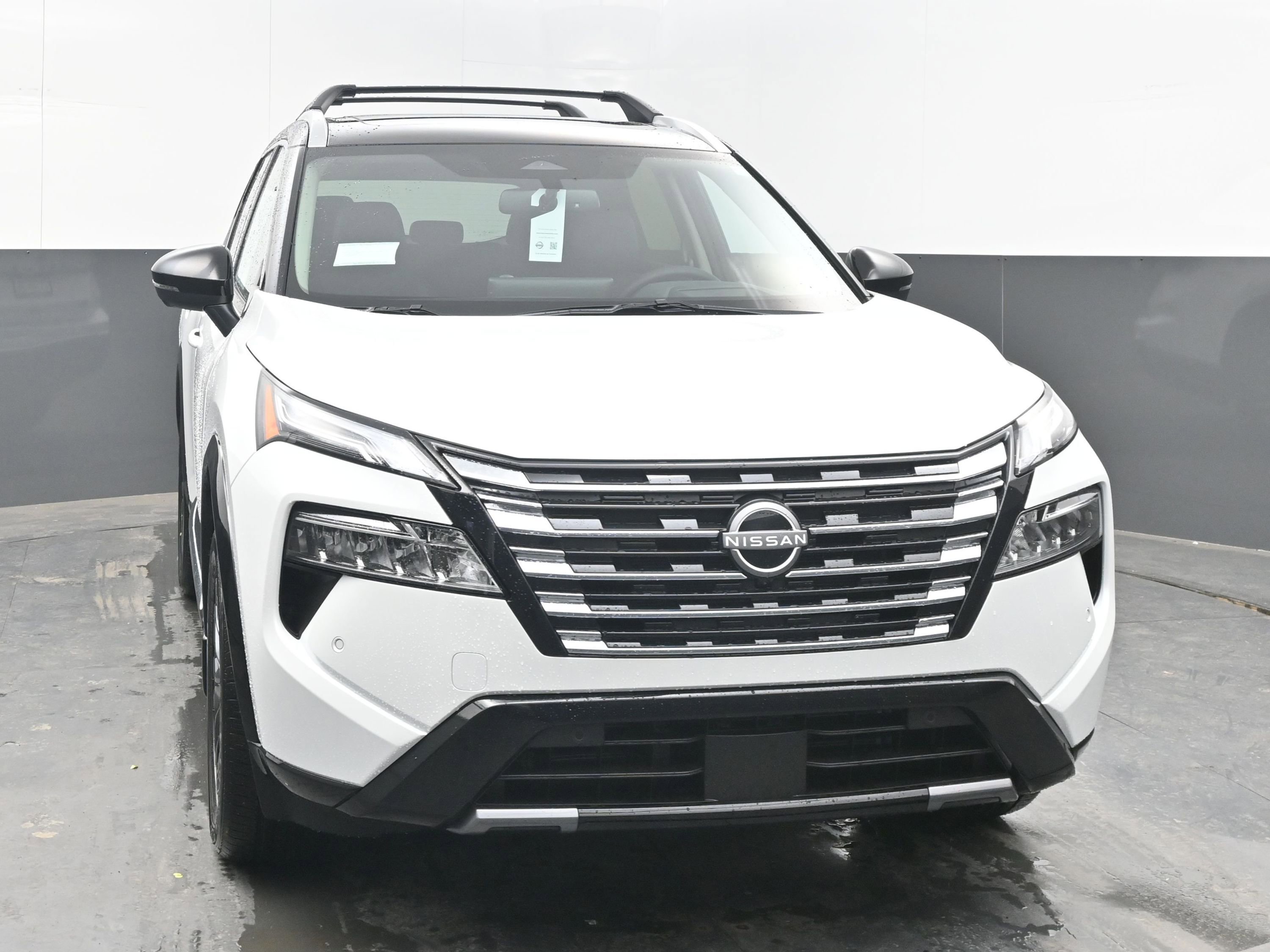 New 2026 Nissan Rogue Platinum w/ Platinum Premium Package AWD/4WD image 2
