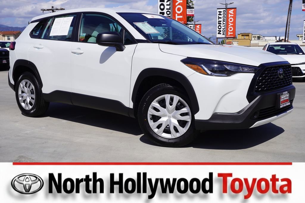 Certified 2024 Toyota Corolla Cross L FWD image 1