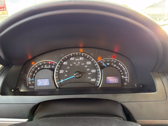 Used 2014 Toyota Camry LE FWD image 14