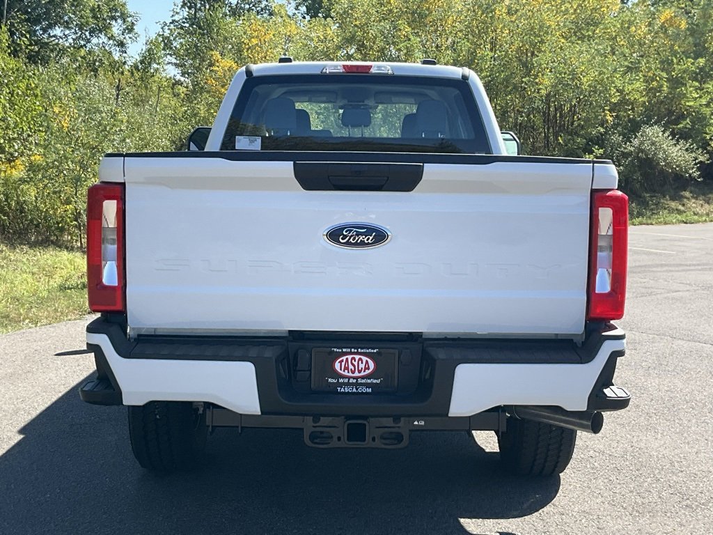 New 2026 Ford F350 XL image 29