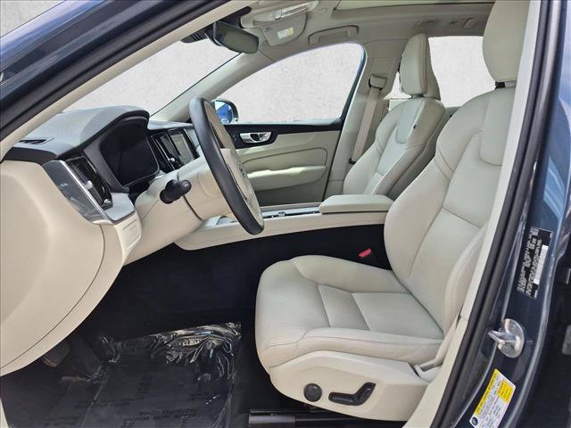Certified 2024 Volvo XC60 T8 Plus w/ Protection Package Premier AWD/4WD image 16