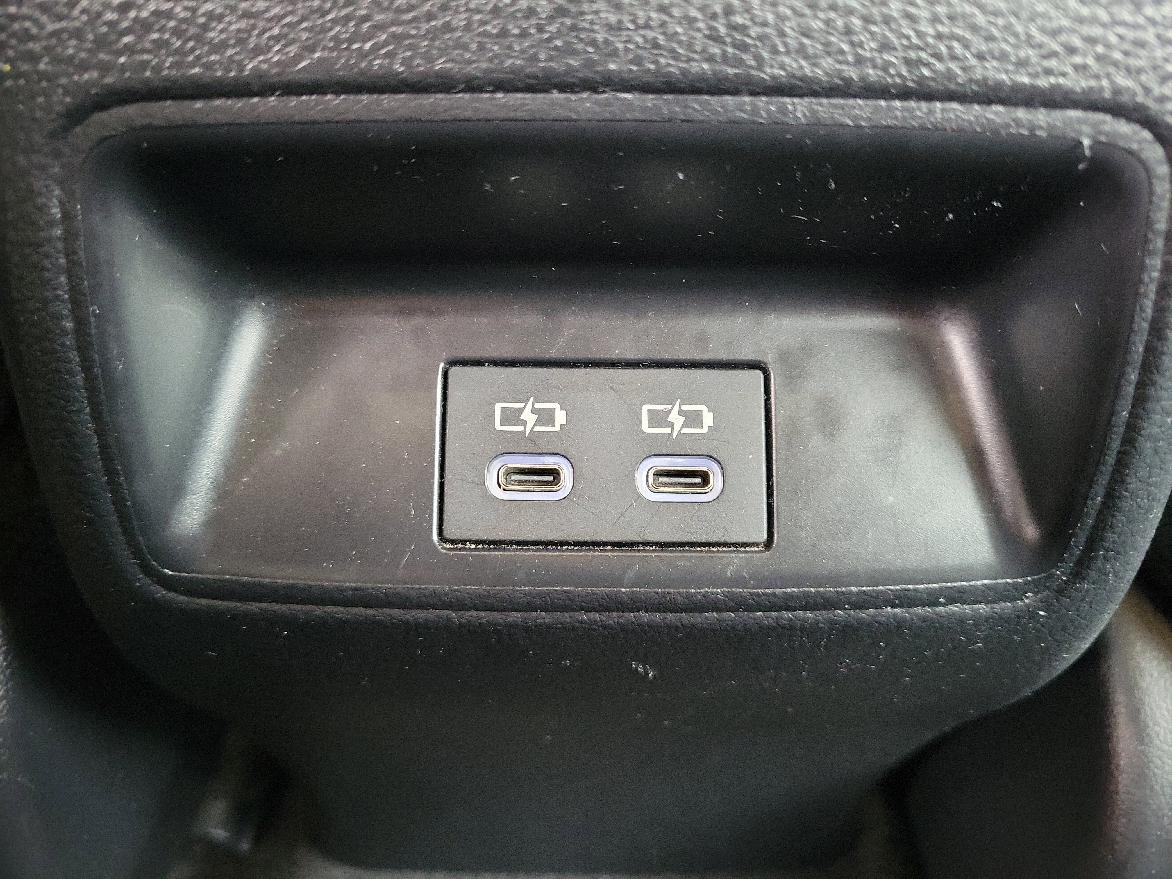 Used 2024 Toyota Corolla LE image 13