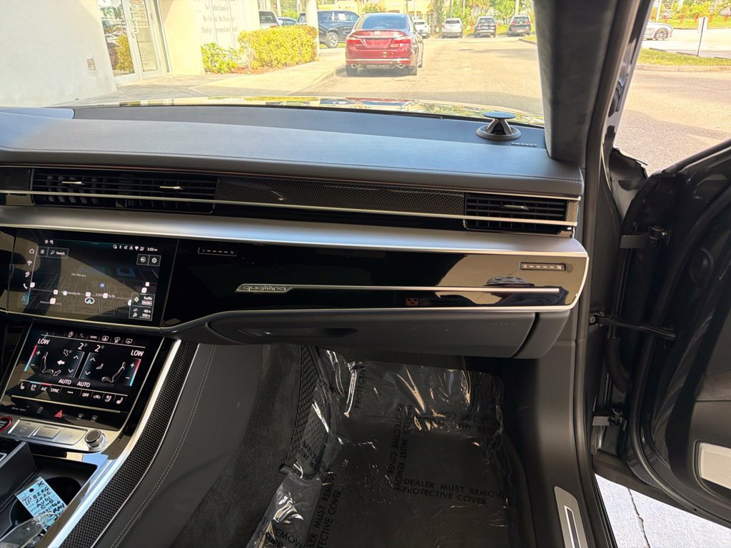 Used 2025 Audi S8 w/ Executive Package AWD/4WD image 29