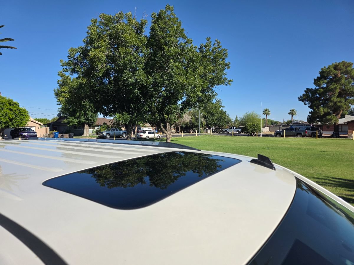 Used 2015 GMC Yukon XL Denali w/ Touring Package AWD/4WD image 9