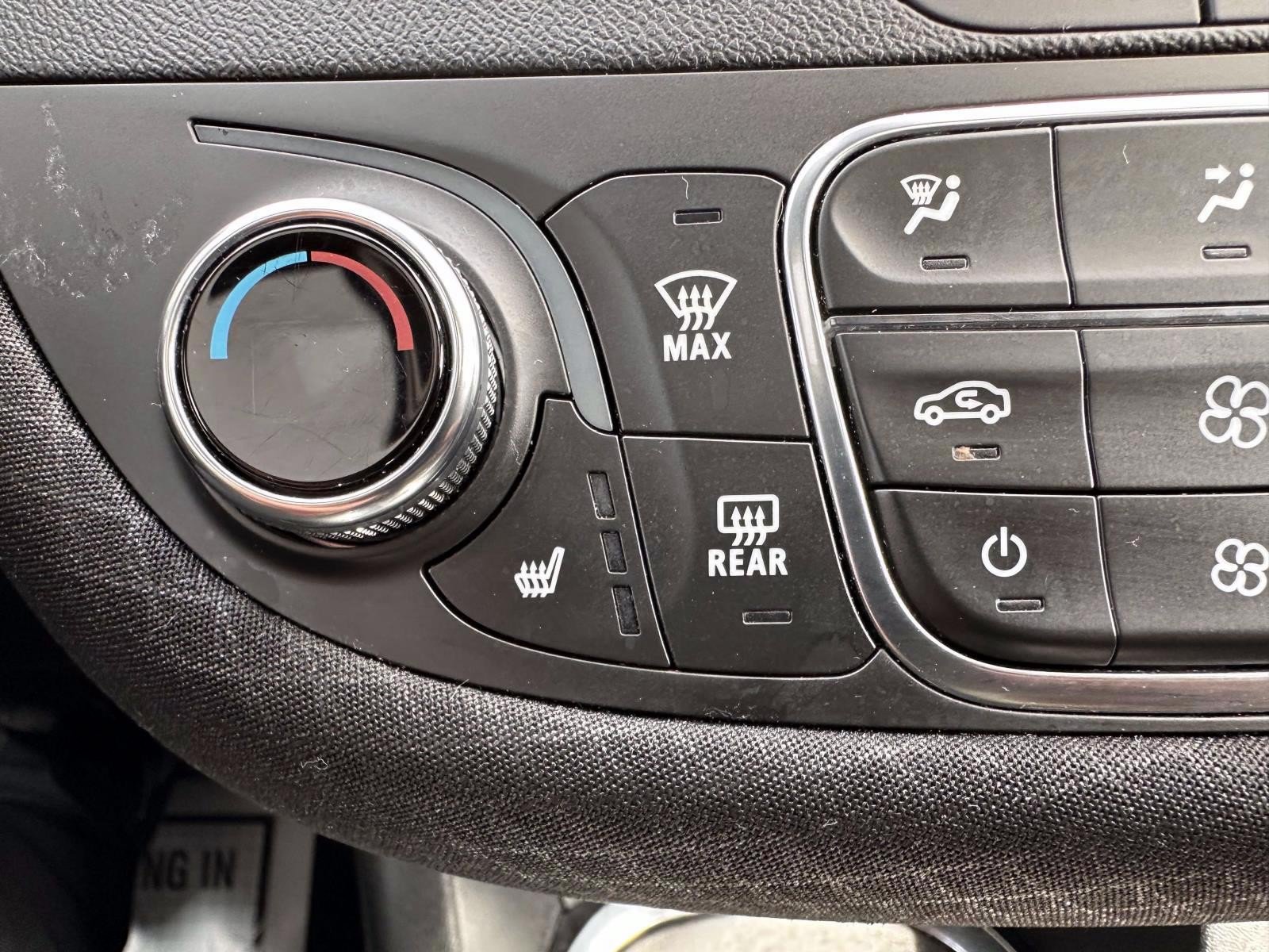 Used 2024 Chevrolet Malibu LT FWD image 24
