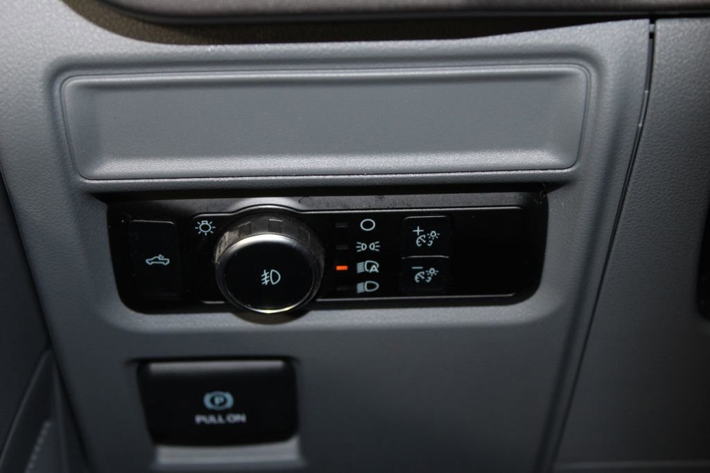 Used 2024 Ford F150 XLT w/ Tow/Haul Package image 40