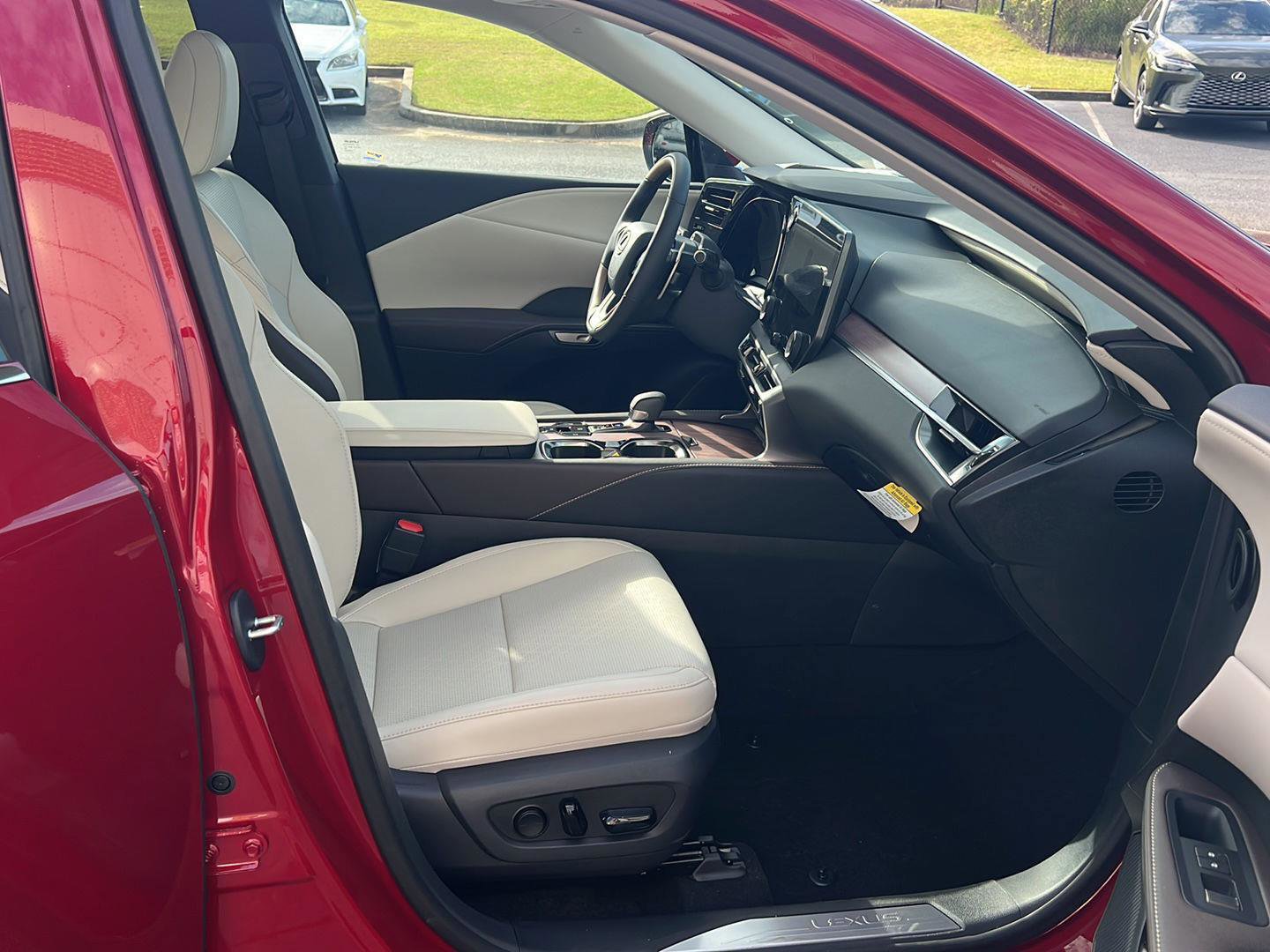 New 2026 Lexus RX 350 FWD image 13