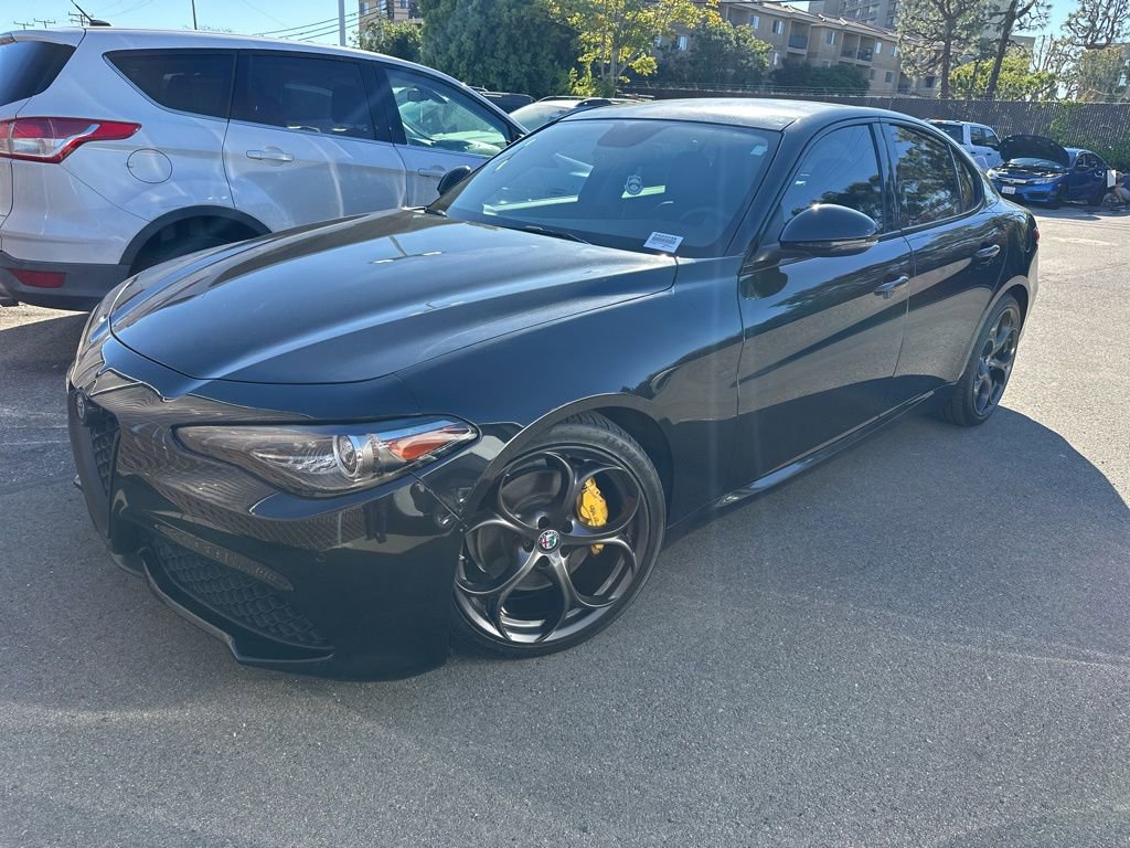 Used 2017 Alfa Romeo Giulia Ti w/ TI 19" Sport Package