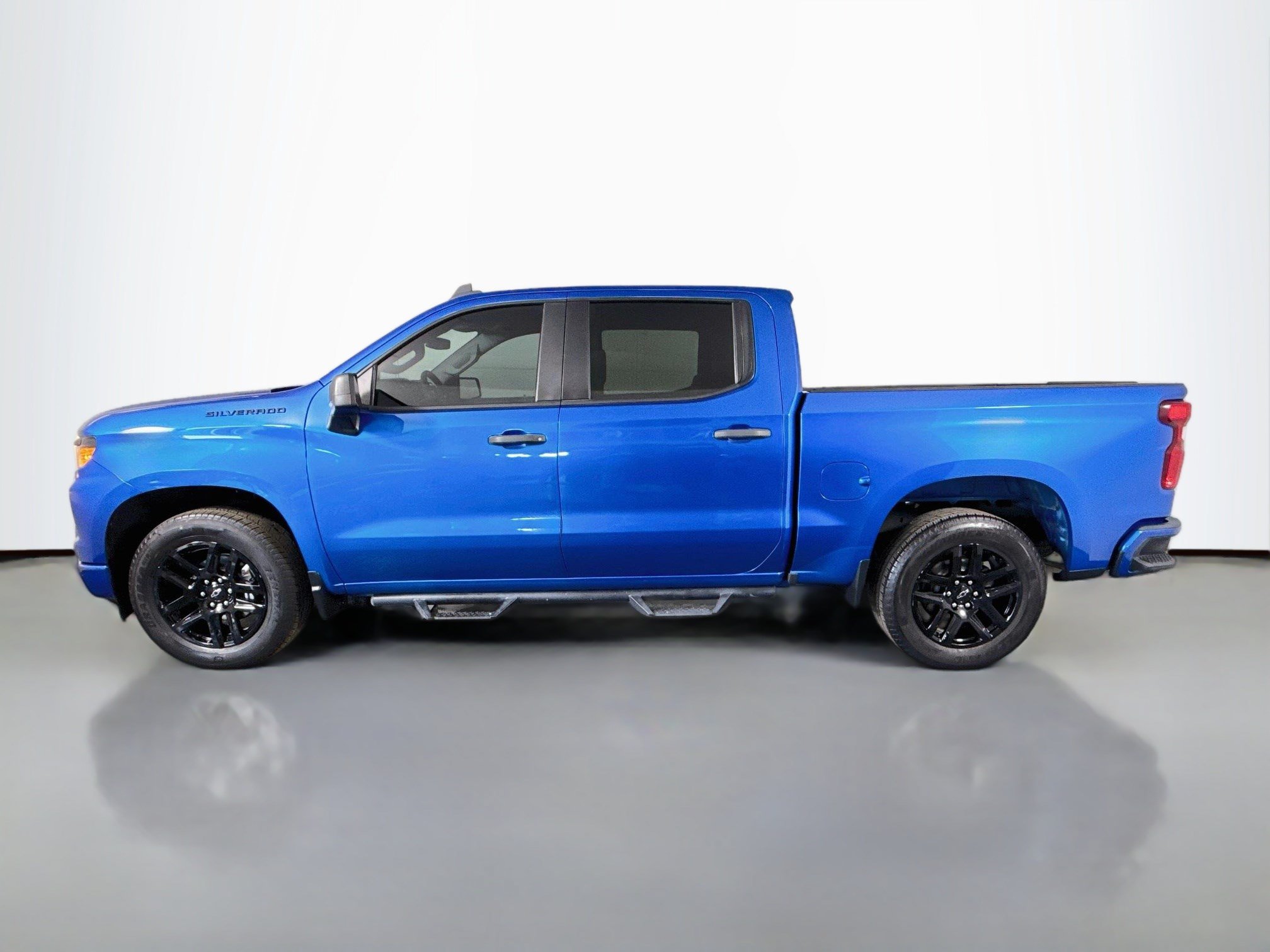Used 2022 Chevrolet Silverado 1500 Custom RWD image 6