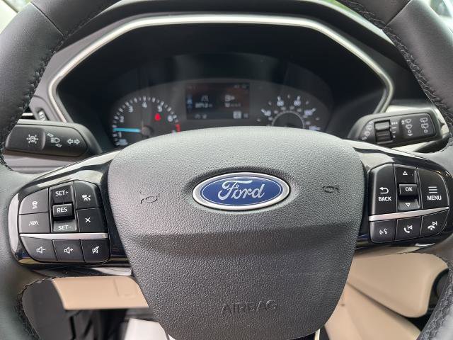 Certified 2022 Ford Escape SEL image 10
