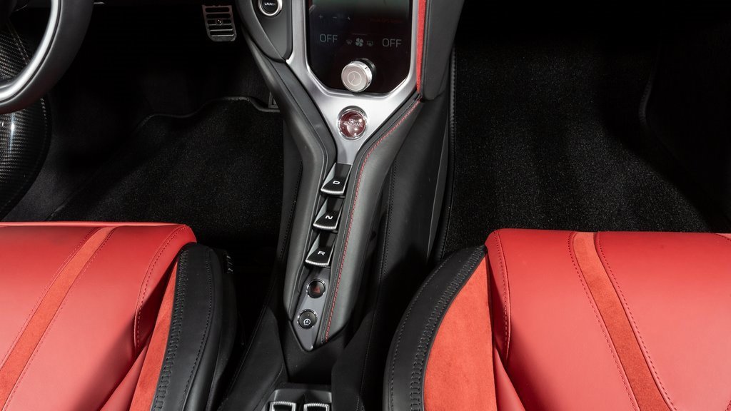 Used 2024 McLaren 750S Spider image 18