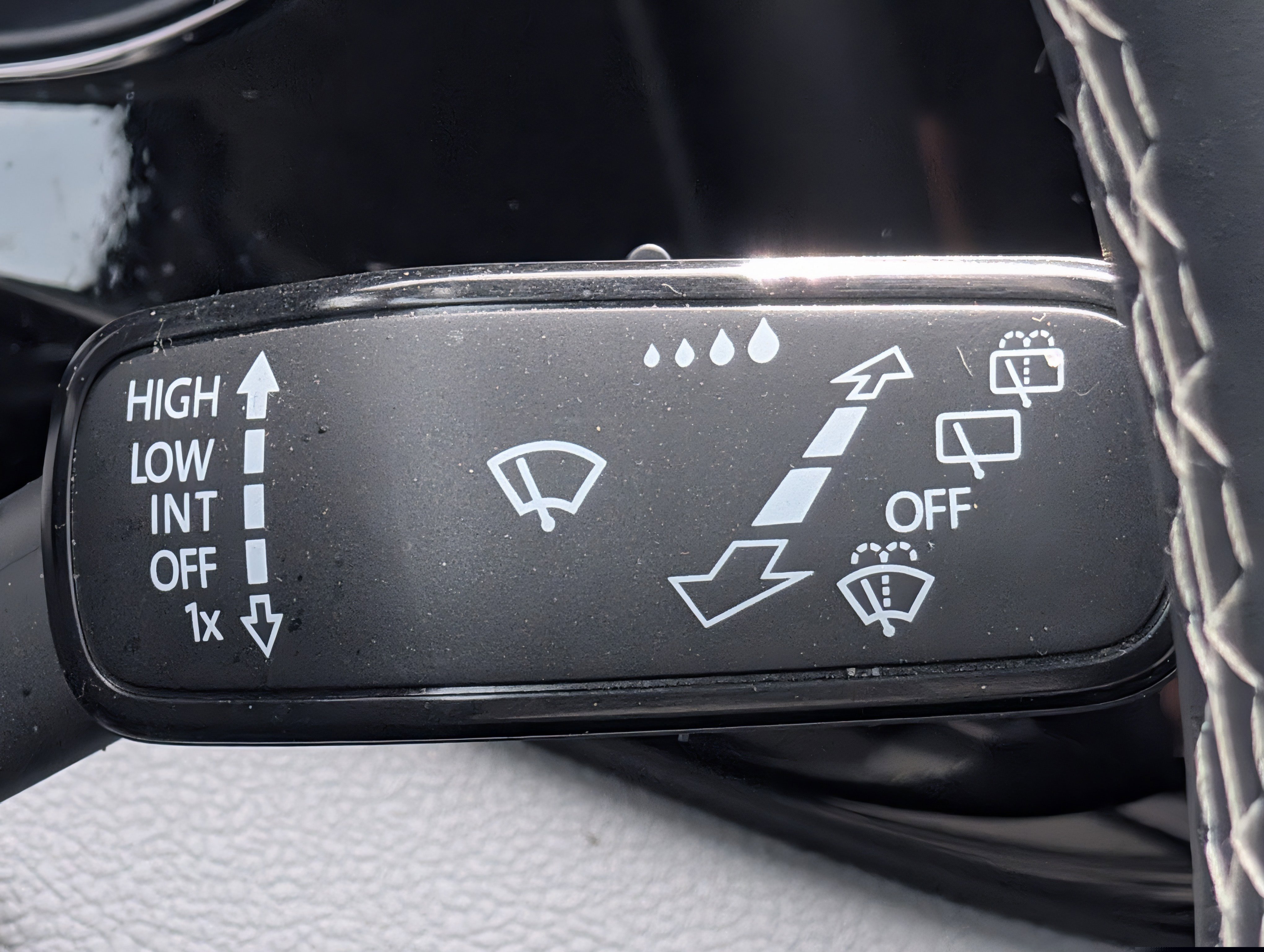 Certified 2023 Volkswagen Taos S image 24