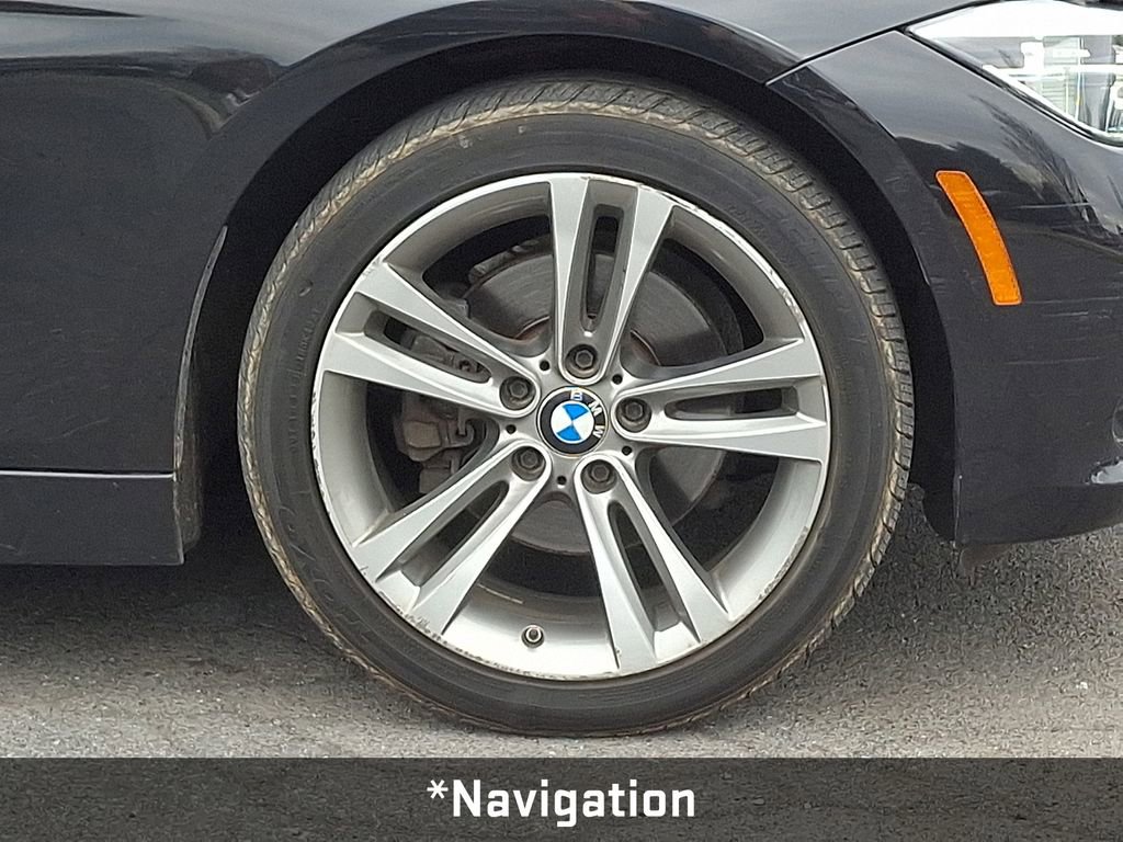 Used 2018 BMW 330i xDrive Sedan w/ Convenience Package image 10
