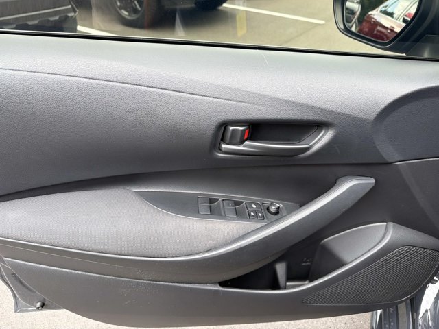 Certified 2025 Toyota Corolla LE FWD image 7
