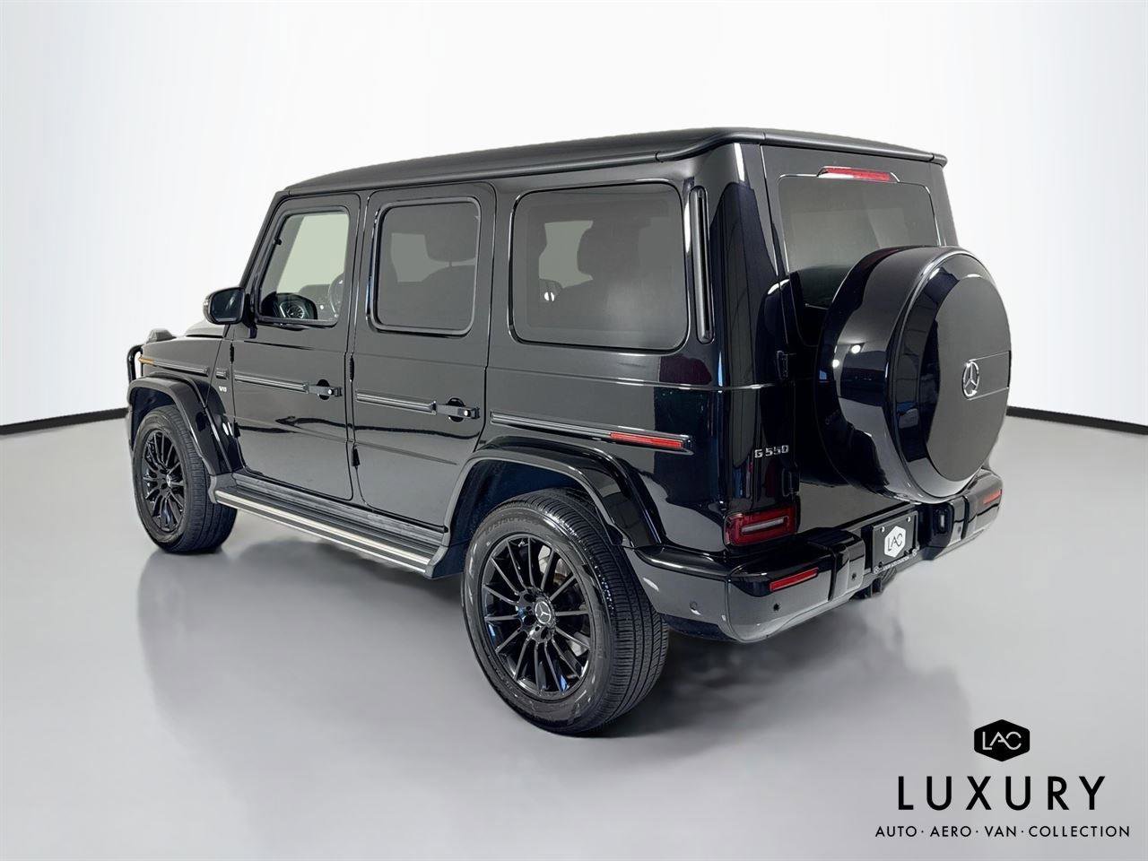 Used 2021 Mercedes-Benz G 550 w/ G Manufaktur Interior Package image 8