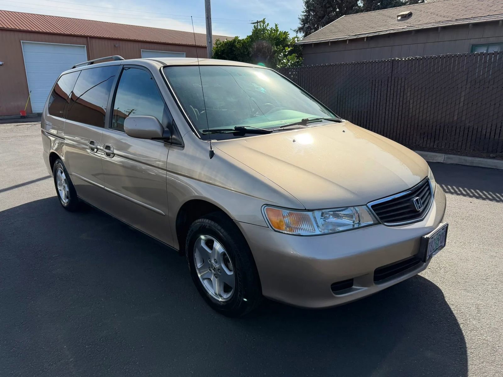 Used 2001 Honda Odyssey EX image 3