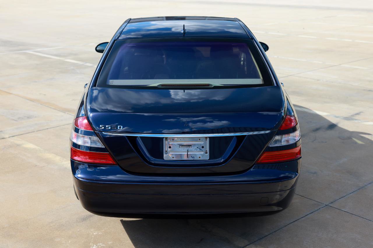 Used 2007 Mercedes-Benz S 550 image 9