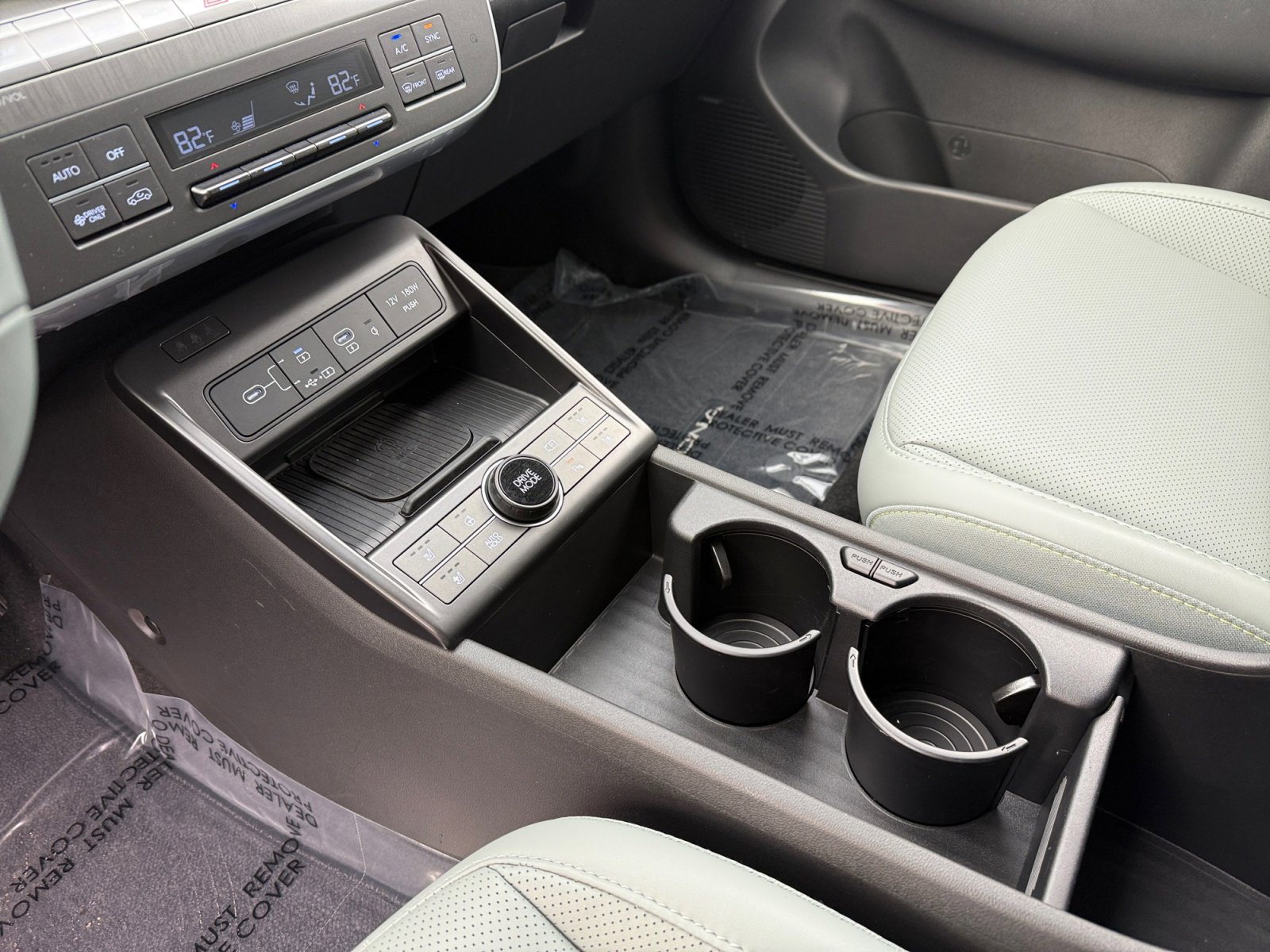 Certified 2025 Hyundai Kona Limited image 13