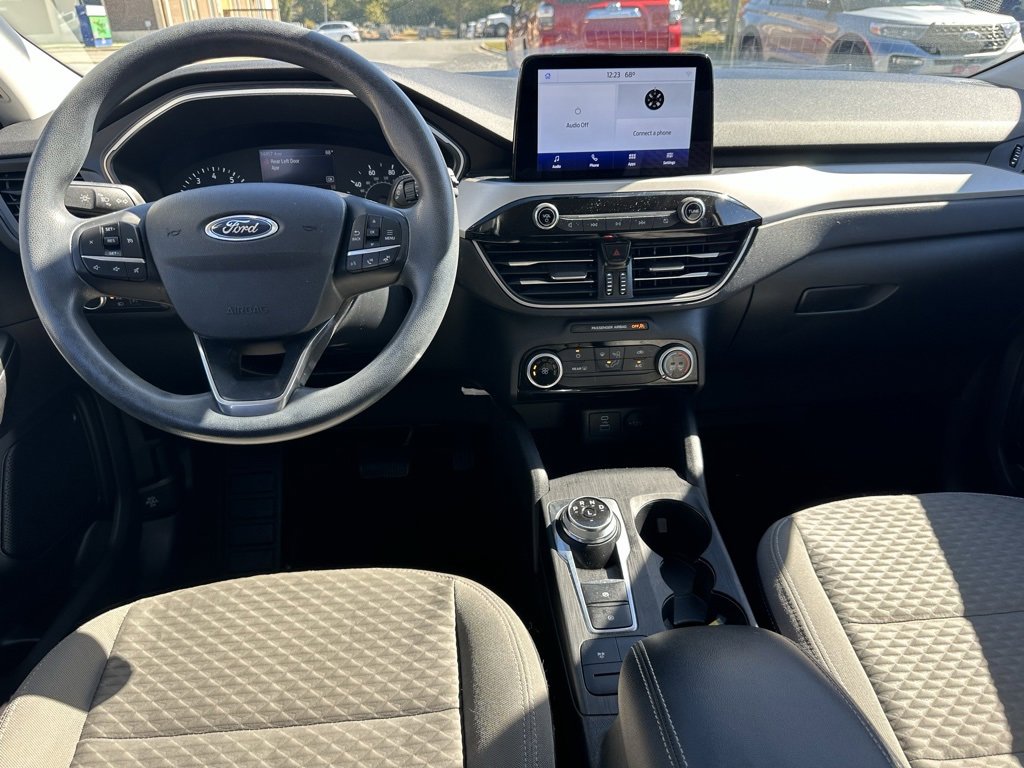 Used 2022 Ford Escape SE image 4