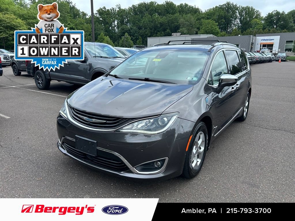 Used 2017 Chrysler Pacifica Platinum