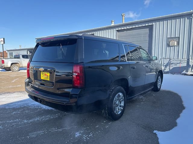 Used 2019 Chevrolet Suburban LT image 7