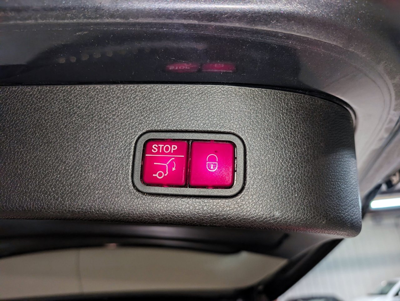 Used 2013 Mercedes-Benz GL 450 4MATIC image 25
