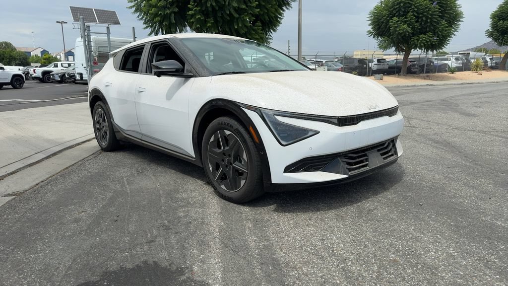 Used 2025 Kia EV6 Wind RWD image 3