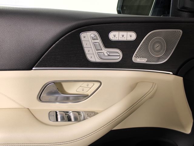 Used 2020 Mercedes-Benz GLS 450 4MATIC image 19