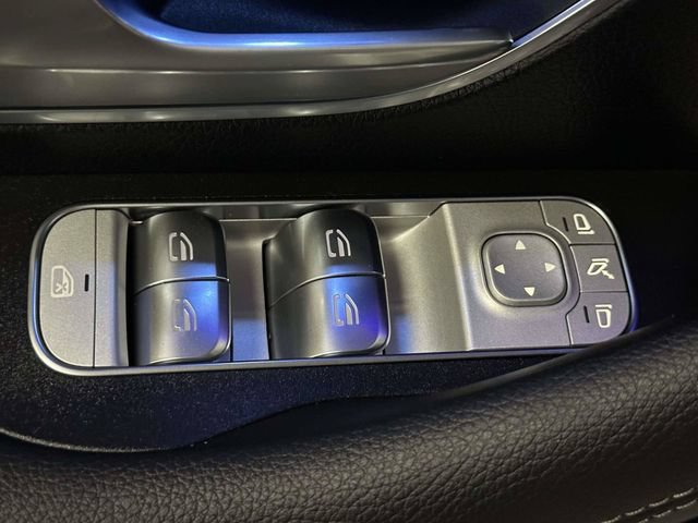 Certified 2025 Mercedes-Benz GLS 580 4MATIC image 26