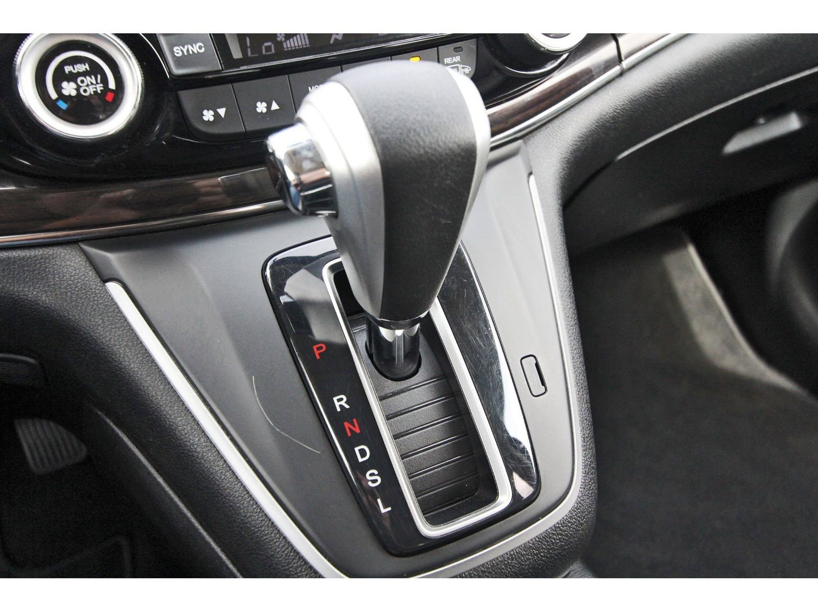 Used 2015 Honda CR-V EX-L image 27