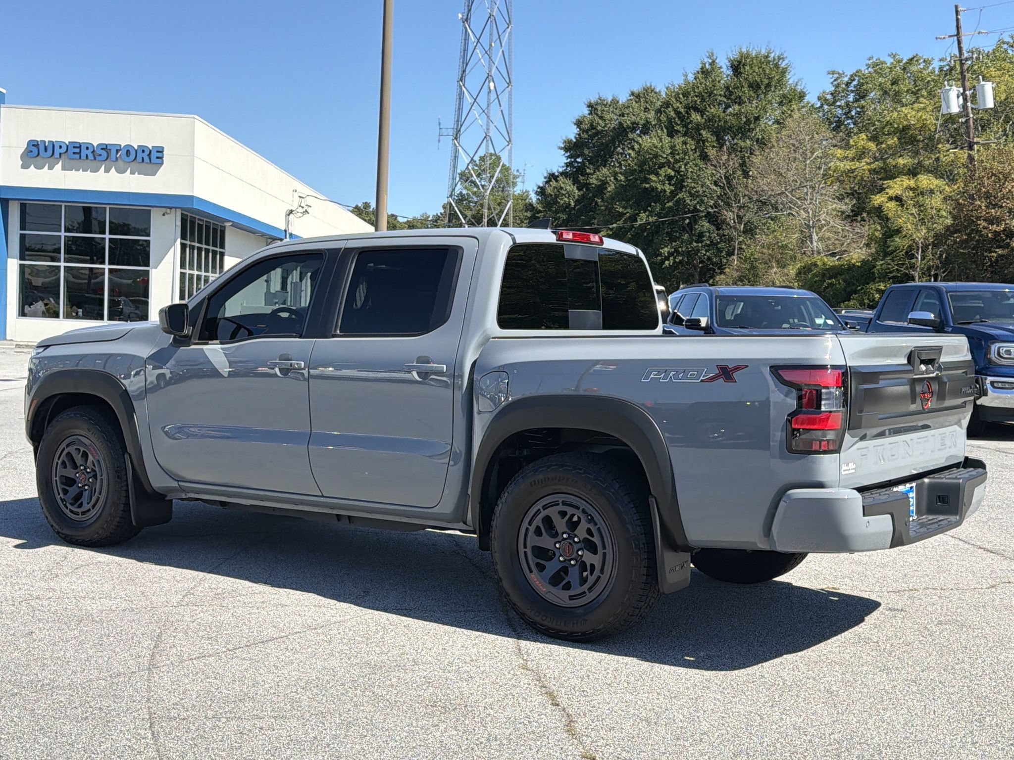 Used 2025 Nissan Frontier Pro-X RWD image 20