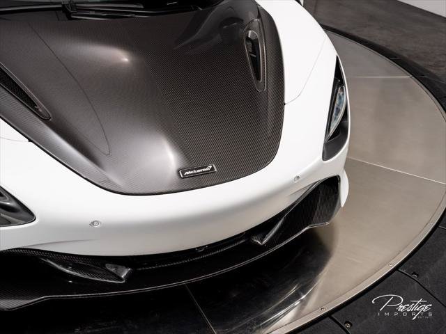 Used 2020 McLaren 720S Performance RWD image 8