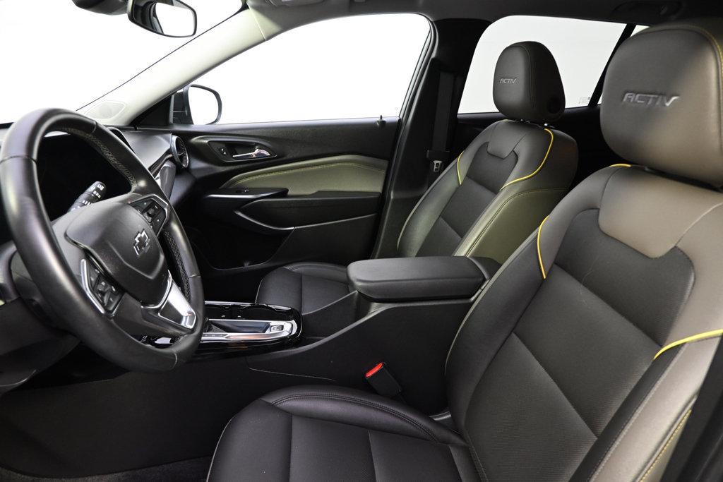 Used 2024 Chevrolet Trax ACTIV w/ Sunroof Package FWD image 13
