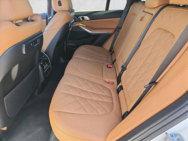 Used 2023 BMW X5 sDrive40i w/ Parking Assistance Package RWD image 19