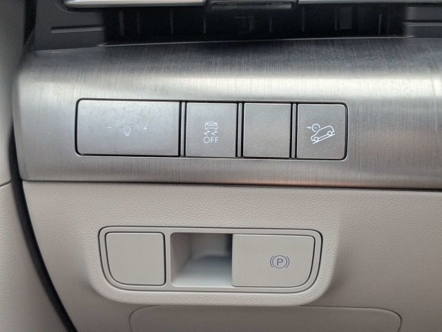 Used 2024 Hyundai Kona SEL w/ Convenience Package FWD image 27