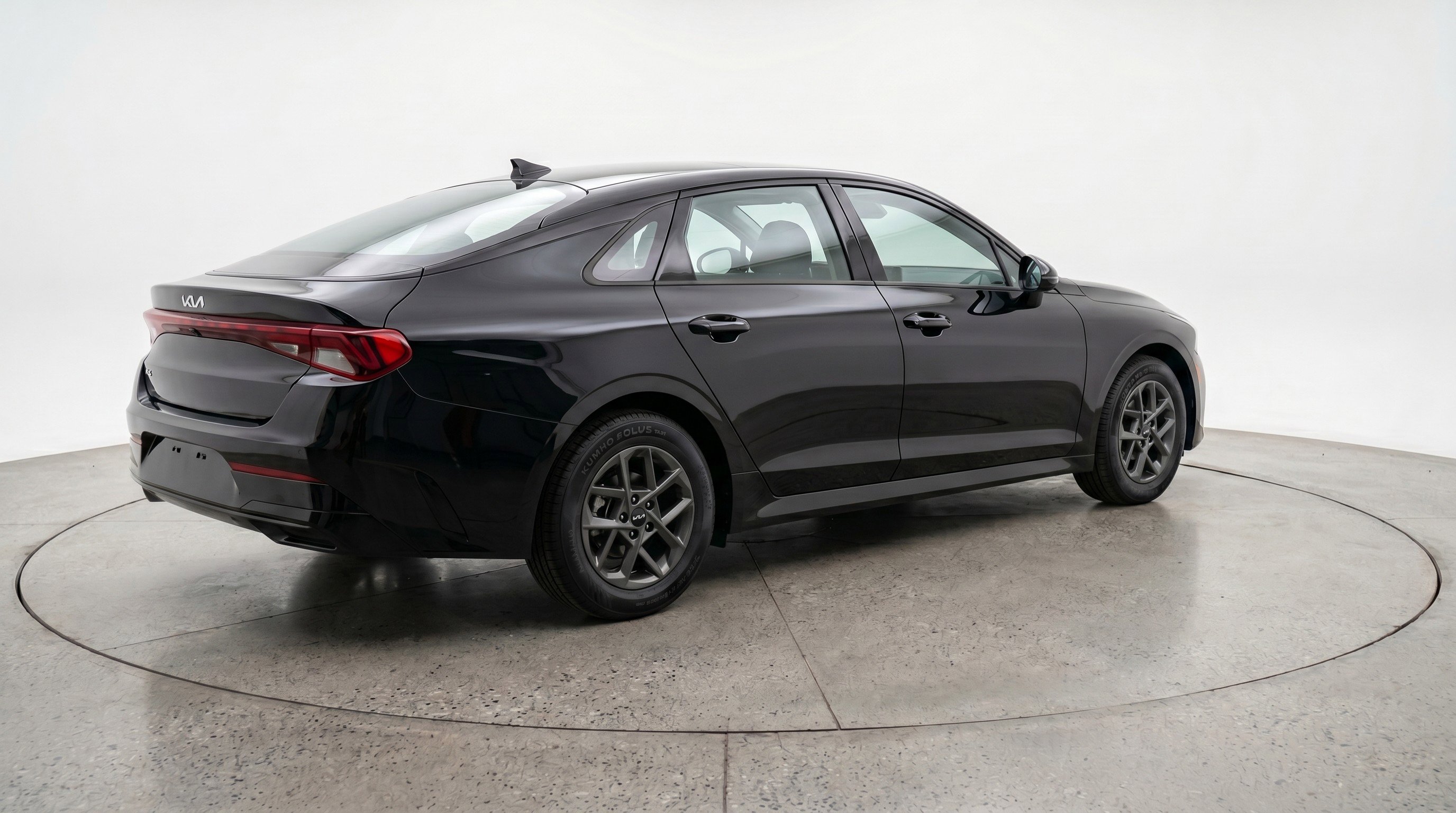 Used 2025 Kia K5 LXS FWD image 9