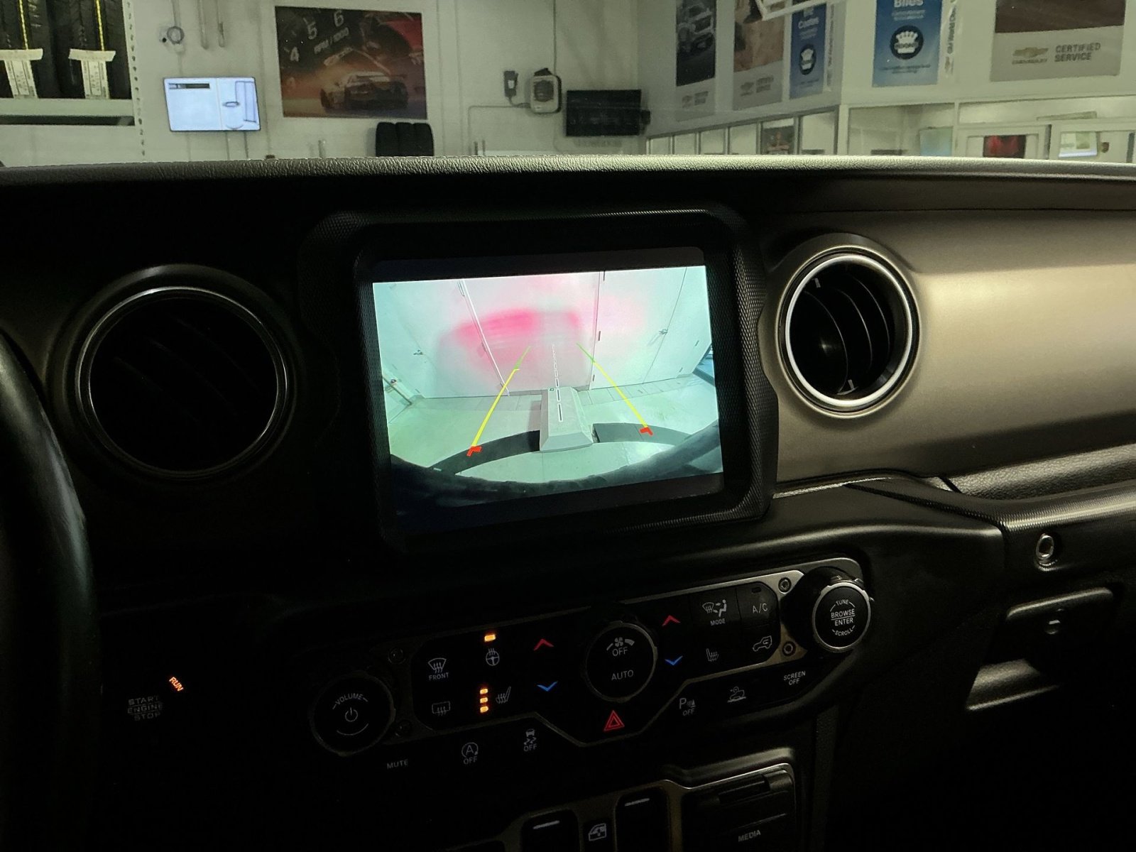 Used 2021 Jeep Wrangler Unlimited Rubicon image 27