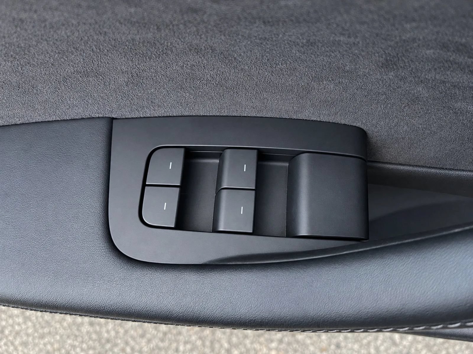 Used 2023 Tesla Model 3 Standard Range RWD image 39