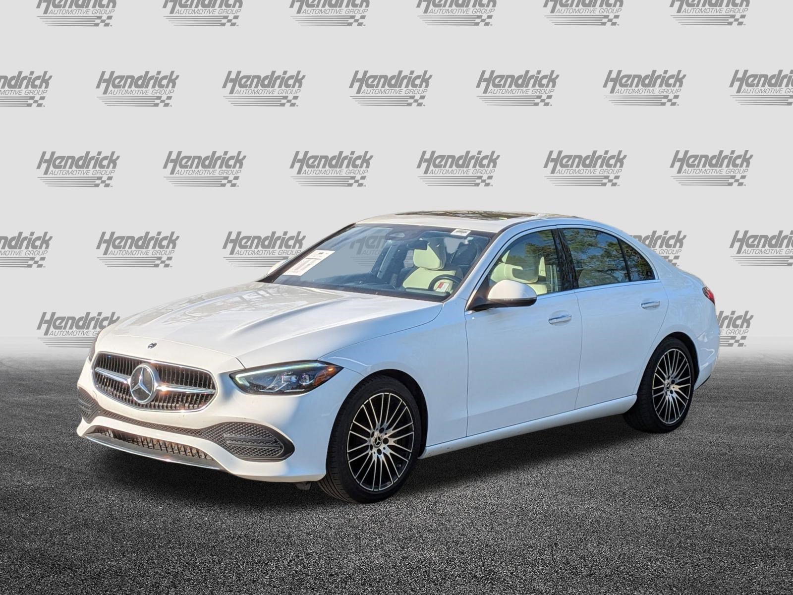 Used 2023 Mercedes-Benz C 300 Sedan image 5