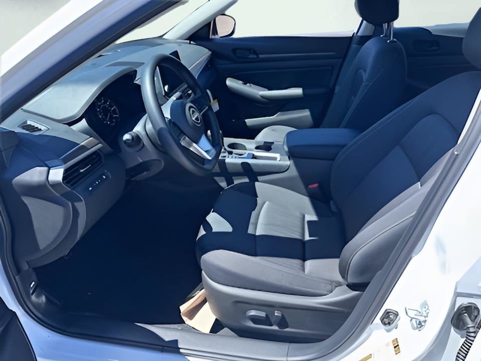 New 2026 Nissan Altima 2.5 SV FWD image 16