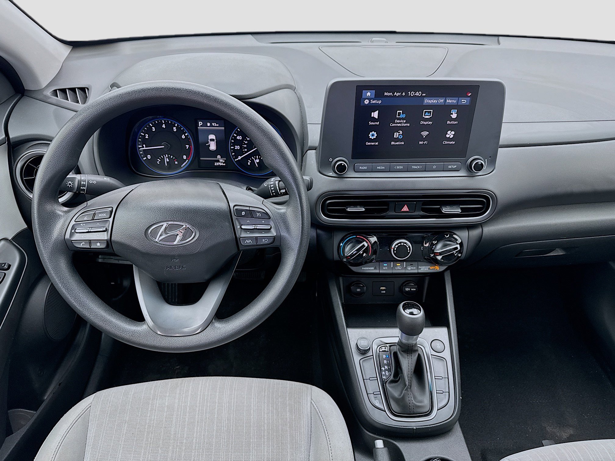 Used 2023 Hyundai Kona SEL AWD/4WD image 14