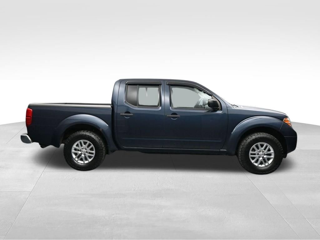 Used 2016 Nissan Frontier SV w/ SV Value Truck Package AWD/4WD image 6
