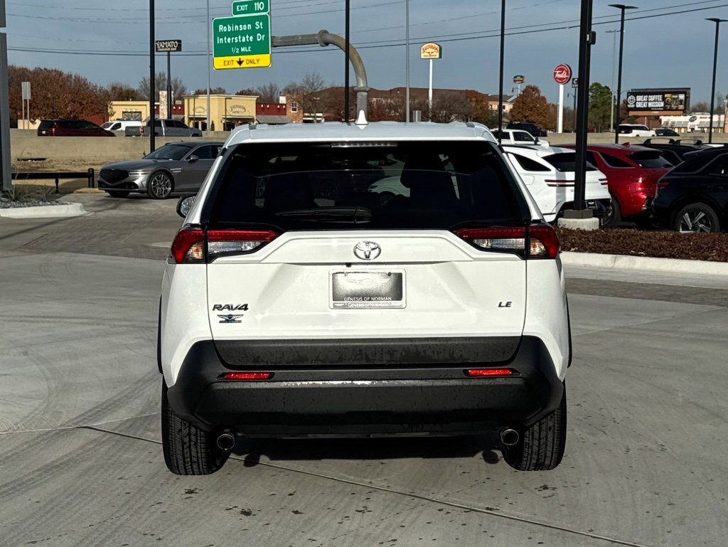 Used 2024 Toyota RAV4 LE image 21