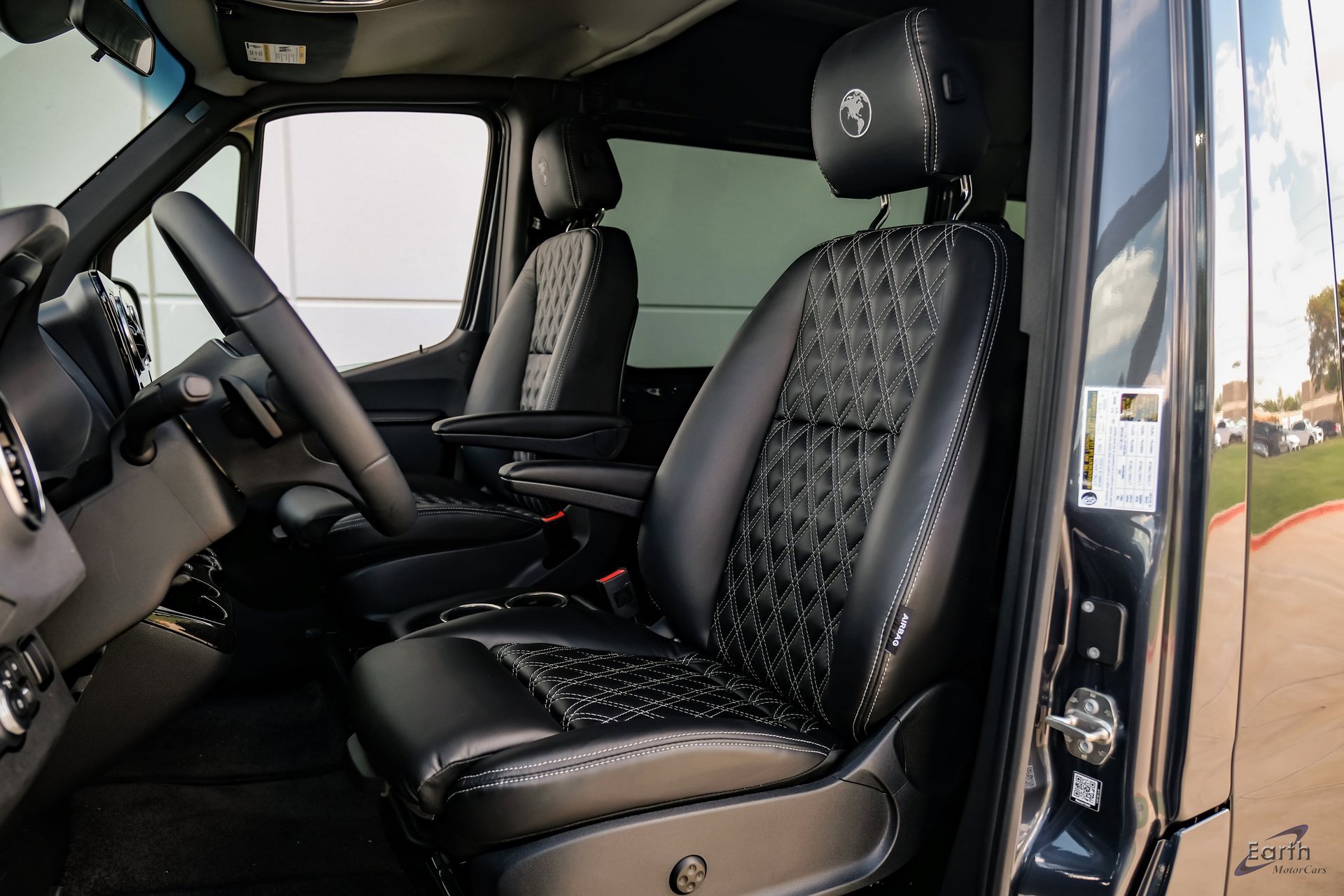 Used 2023 Mercedes-Benz Sprinter 2500 image 32