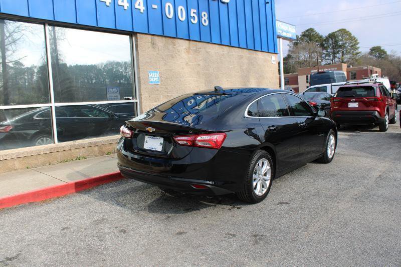 Used 2021 Chevrolet Malibu LT FWD image 4