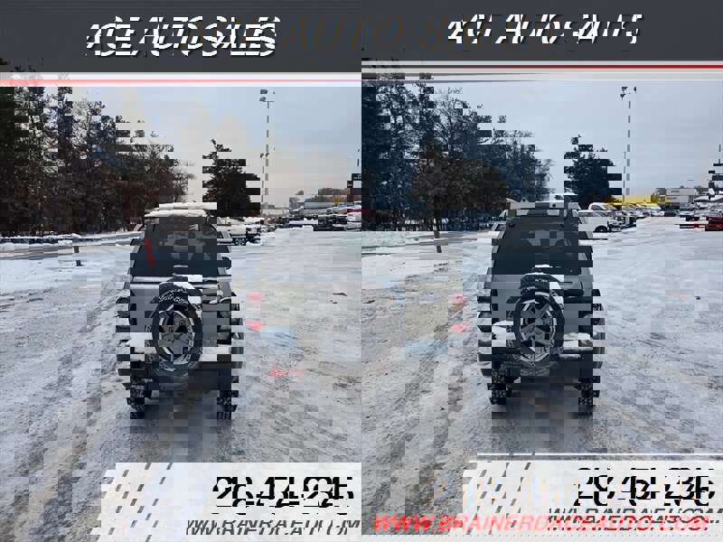 Used 2005 Jeep Liberty Renegade w/ Luxury Group image 6