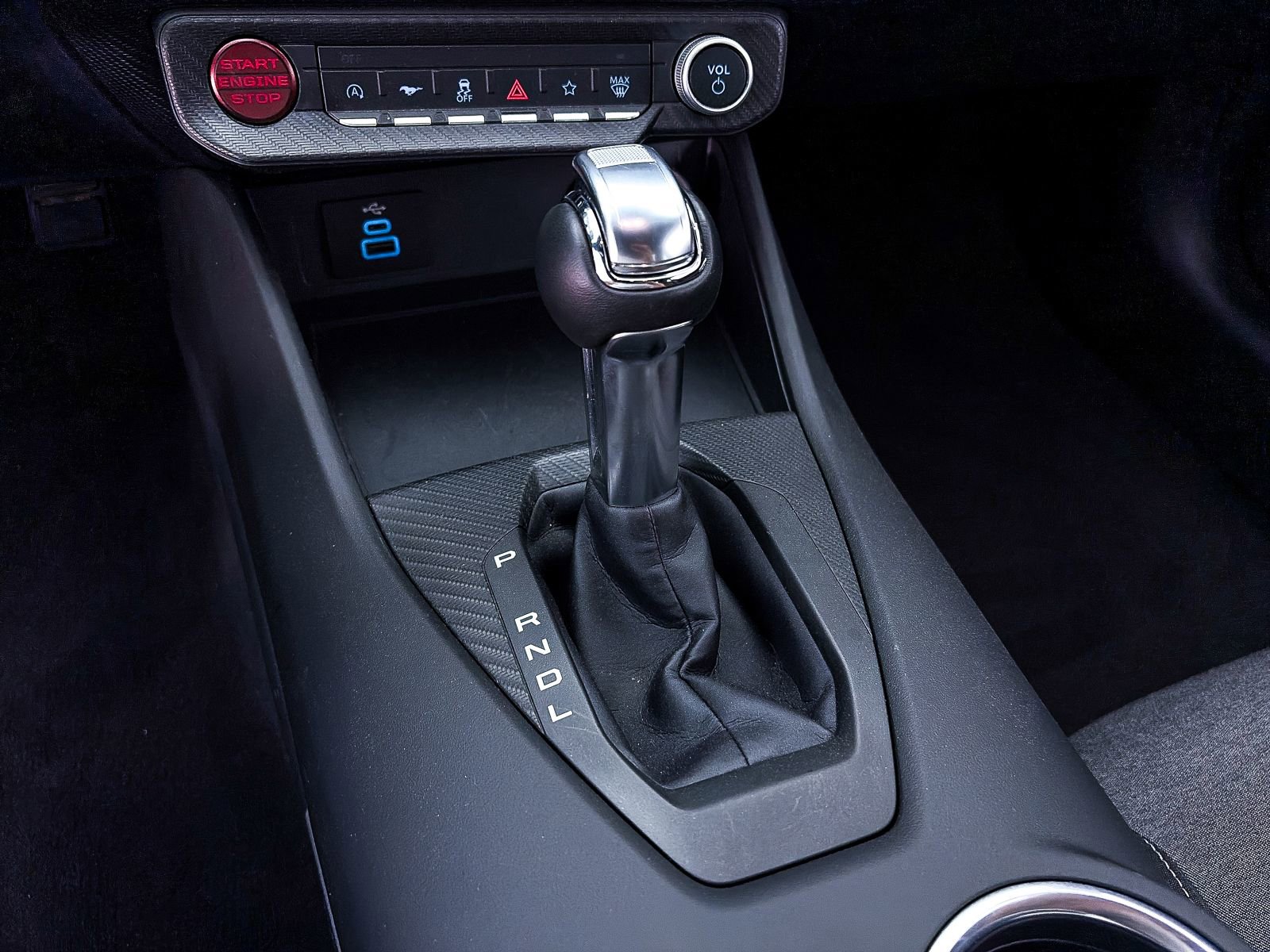 Used 2025 Ford Mustang Coupe RWD image 25