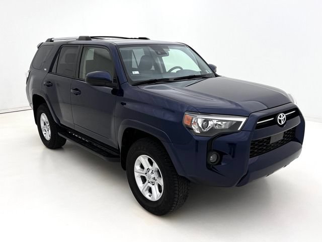 Used 2021 Toyota 4Runner SR5 AWD/4WD image 2