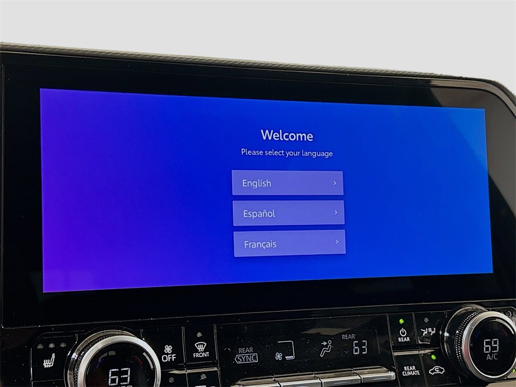 New 2025 Toyota Highlander Platinum image 12